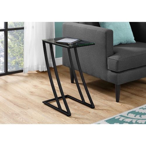 Accent Table in Black Metal w/ Tempered Glass